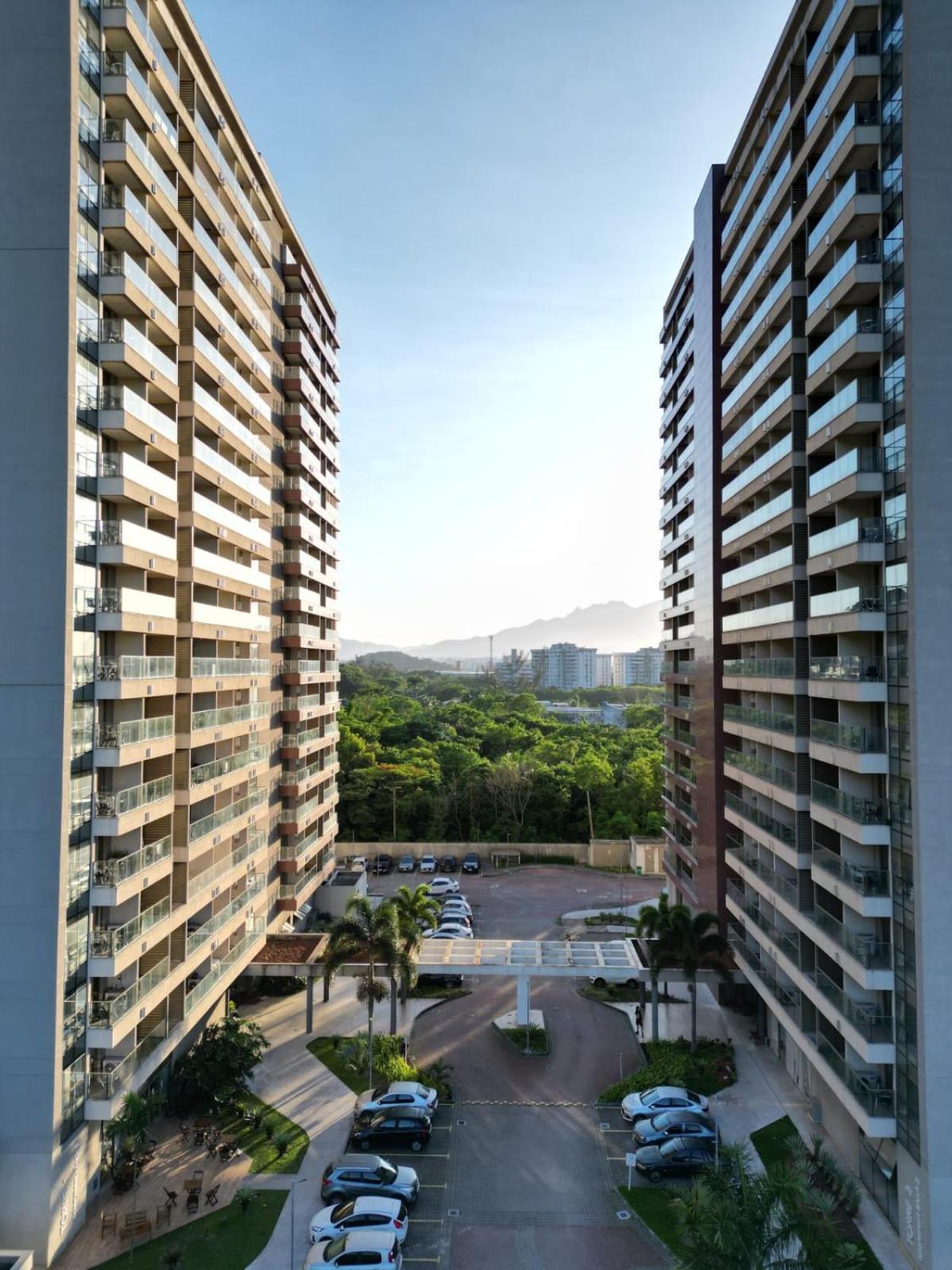 Via Premiere Rio Centro,jeunesse Arena ,rock In Rio,globo. Apartamento *